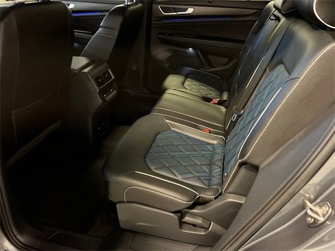 Certified 2025 Volkswagen Atlas Cross Sport SEL Premium R-Line image 17