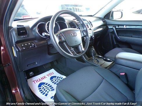 Used 2012 Kia Sorento LX AWD/4WD image 15