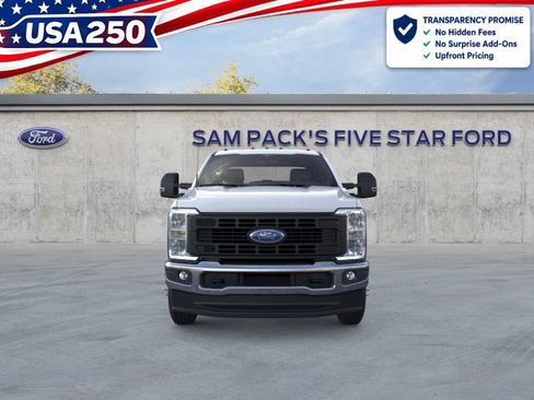 New 2025 Ford F350 XL w/ FX4 Off-Road Package AWD/4WD image 6