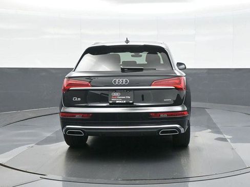 Used 2023 Audi Q5 2.0T Premium w/ Convenience Package AWD/4WD image 6