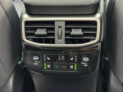 Used 2024 Lexus RX 500h F Sport w/ Convenience Package image 32