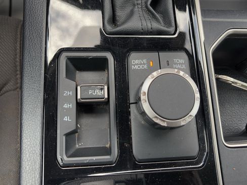 Used 2024 Toyota Tundra SR5 AWD/4WD image 20