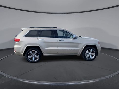 Used 2014 Jeep Grand Cherokee Overland w/ Advanced Technology Group image 9