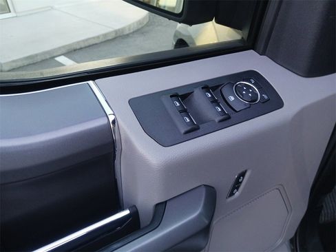 Used 2020 Ford F150 XLT w/ Equipment Group 302A Luxury image 29