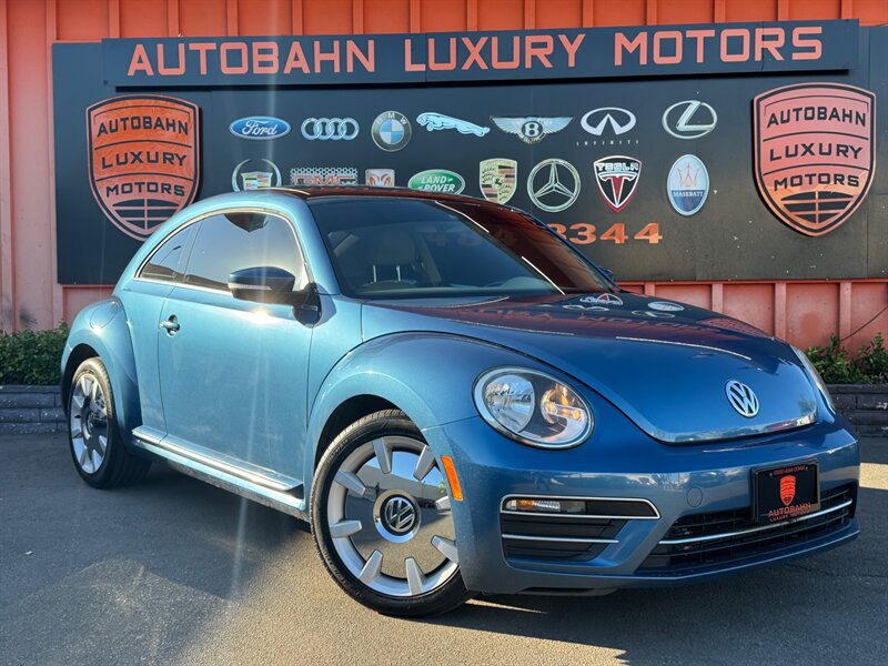 Used 2019 Volkswagen Beetle 2.0T SE FWD image 1