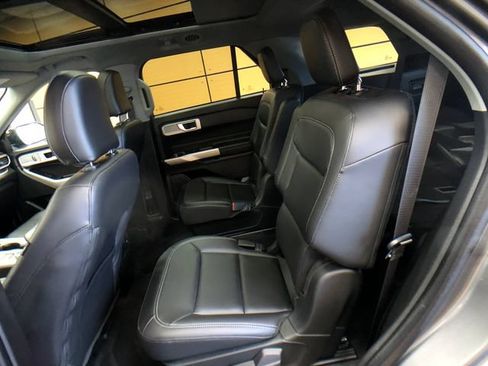 Certified 2023 Ford Explorer XLT w/ Equipment Group 202A AWD/4WD image 22