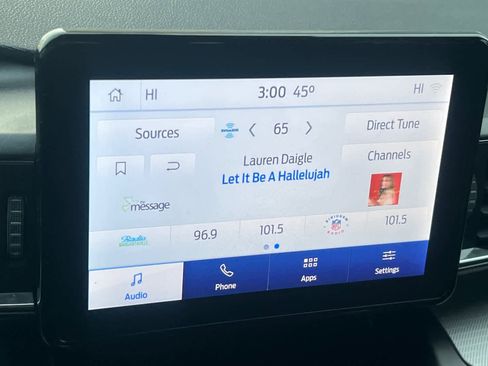 Certified 2020 Ford Explorer XLT w/ Equipment Group 202A image 19