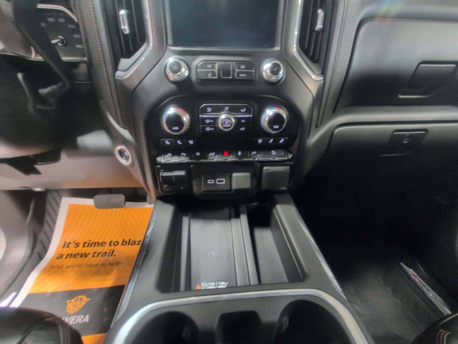 Used 2020 GMC Sierra 1500 AT4 w/ AT4 Premium Package AWD/4WD image 11
