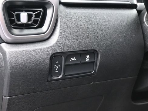 Used 2023 Kia Sorento LX image 14