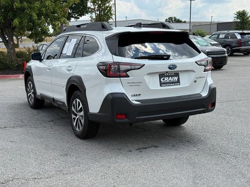 Used 2025 Subaru Outback Premium AWD/4WD image 5