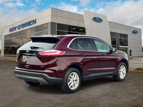 Certified 2024 Ford Edge SEL w/ Convenience Package AWD/4WD image 5