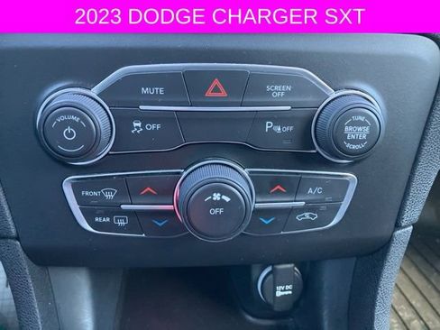 Used 2023 Dodge Charger SXT w/ Blacktop Package image 32