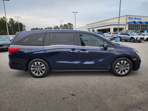 Certified 2022 Honda Odyssey EX-L image 3