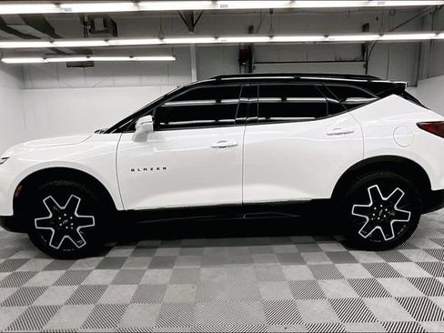 Used 2023 Chevrolet Blazer RS w/ Driver Confidence II Package AWD/4WD image 14
