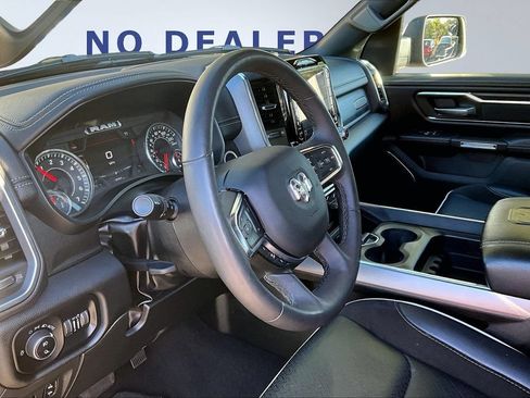 Used 2025 RAM 1500 Laramie AWD/4WD image 18