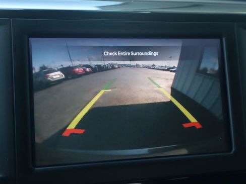 Used 2023 Chrysler Voyager LX FWD image 66