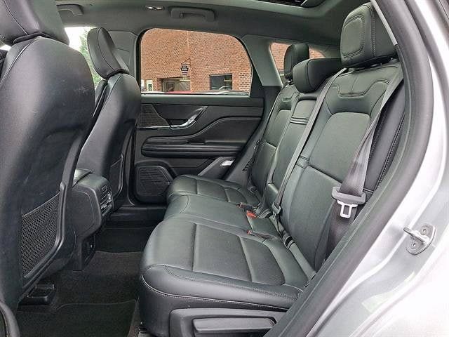 Used 2021 Lincoln Corsair AWD w/ Premium Package image 11