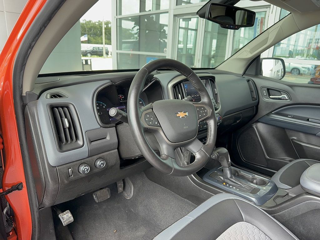 Used 2021 Chevrolet Colorado Z71 AWD/4WD image 11