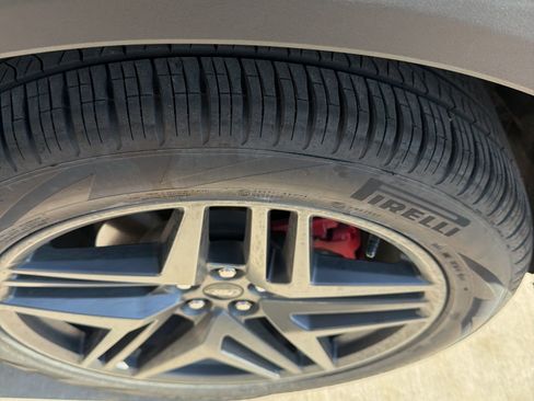 Used 2025 Ford Explorer ST w/ Sun And Sound Package image 7