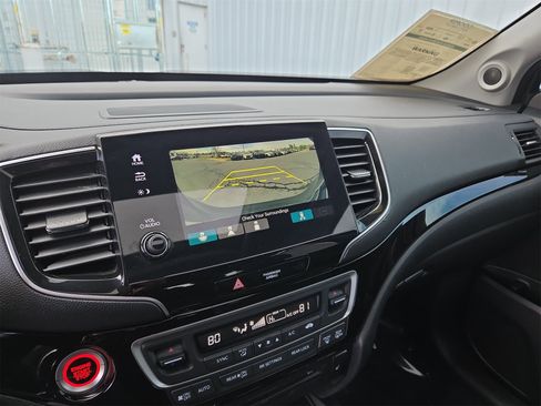 Used 2019 Honda Pilot Touring image 26