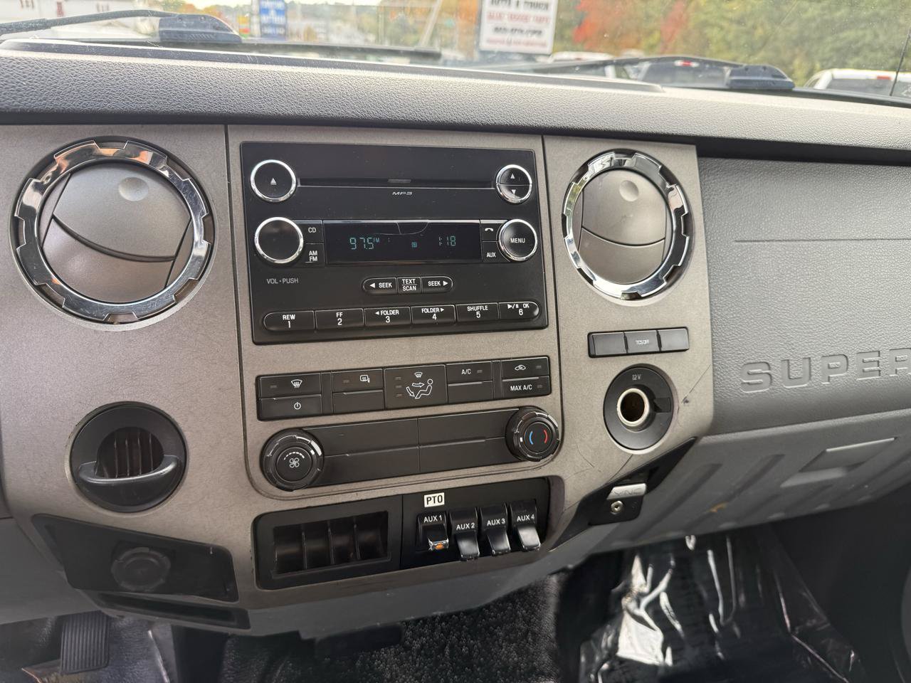 Used 2019 Ford F650 2WD Regular Cab Super Duty image 26