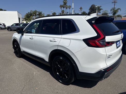 Certified 2024 Honda CR-V Sport image 3