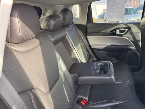 Used 2022 Jeep Compass Limited image 8