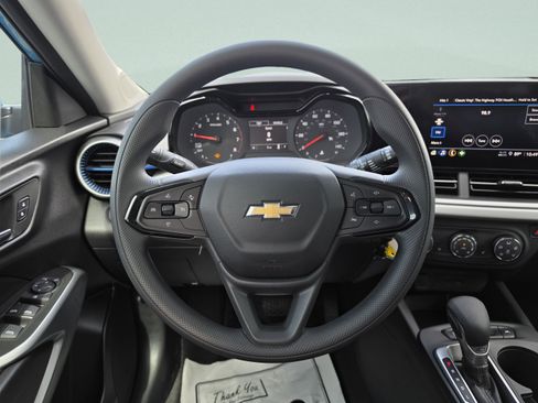New 2026 Chevrolet Trax LS w/ LS Convenience Package FWD image 16