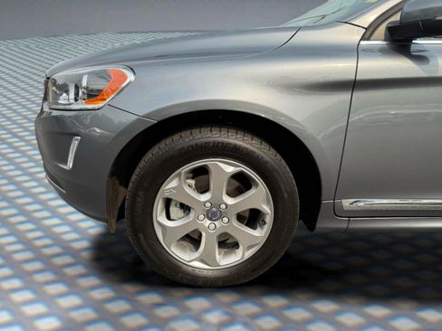 Used 2016 Volvo XC60 T5 Premier w/ Proximity Package AWD/4WD image 8