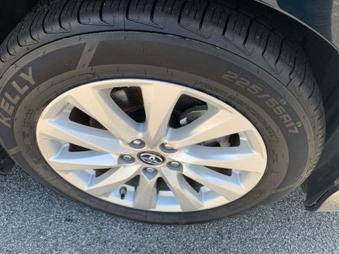 Used 2019 Toyota Camry LE image 13