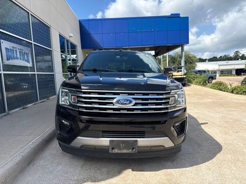 Used 2020 Ford Expedition XLT w/ Equipment Group 202A RWD image 3
