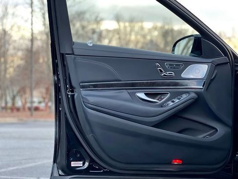 Used 2018 Mercedes-Benz S 450 Sedan image 10