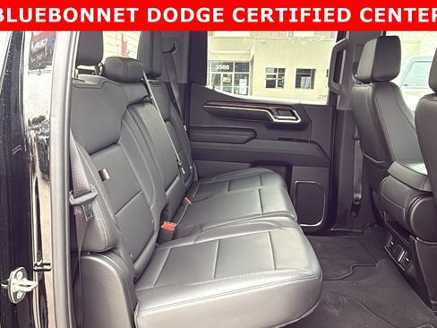 Used 2024 GMC Sierra 1500 SLT image 23