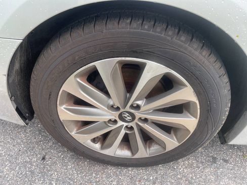 Used 2015 Hyundai Sonata Sport image 12