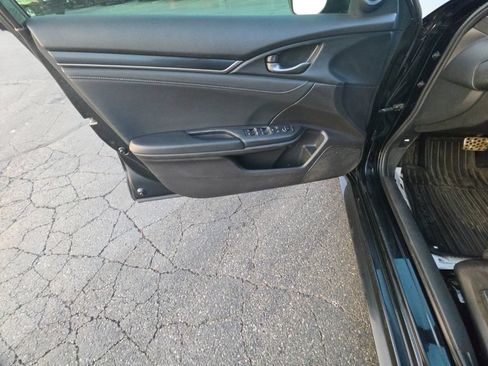 Certified 2020 Honda Civic Sport Touring image 12