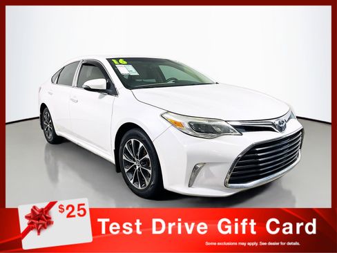Used 2016 Toyota Avalon XLE image 1