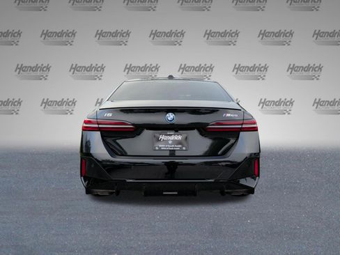 New 2026 BMW i5 M60 AWD/4WD image 8