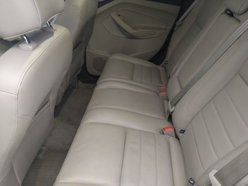 Used 2015 Ford Escape SE w/ Equipment Group 201A FWD image 18