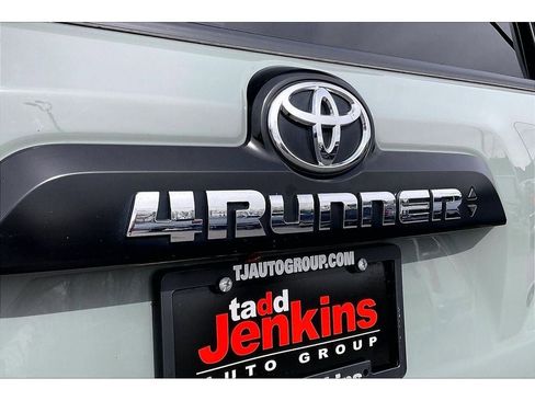 Used 2022 Toyota 4Runner TRD Off-Road Premium w/ 4Runner Black Package (TMS) image 9