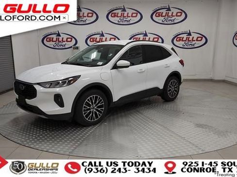 Used 2023 Ford Escape SE image 4