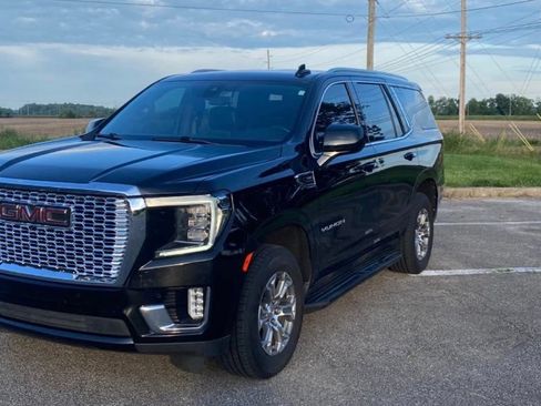 Used 2021 GMC Yukon SLE AWD/4WD image 2