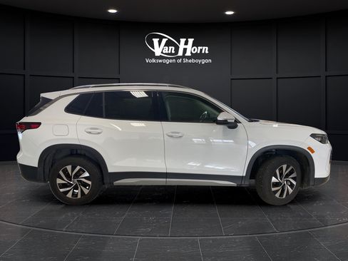 Used 2026 Volkswagen Tiguan S AWD/4WD image 2