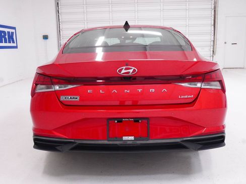 Used 2023 Hyundai Elantra Limited FWD image 27
