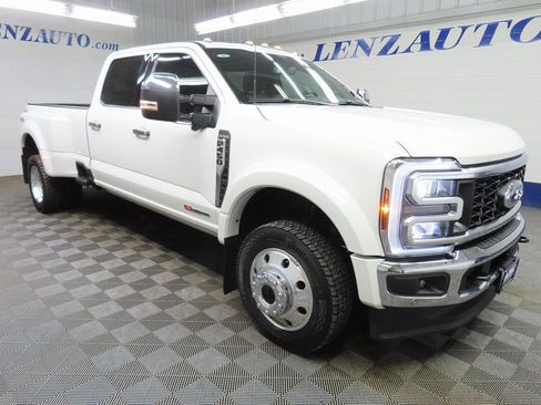 Used 2025 Ford F450 King Ranch w/ Chrome Package image 3