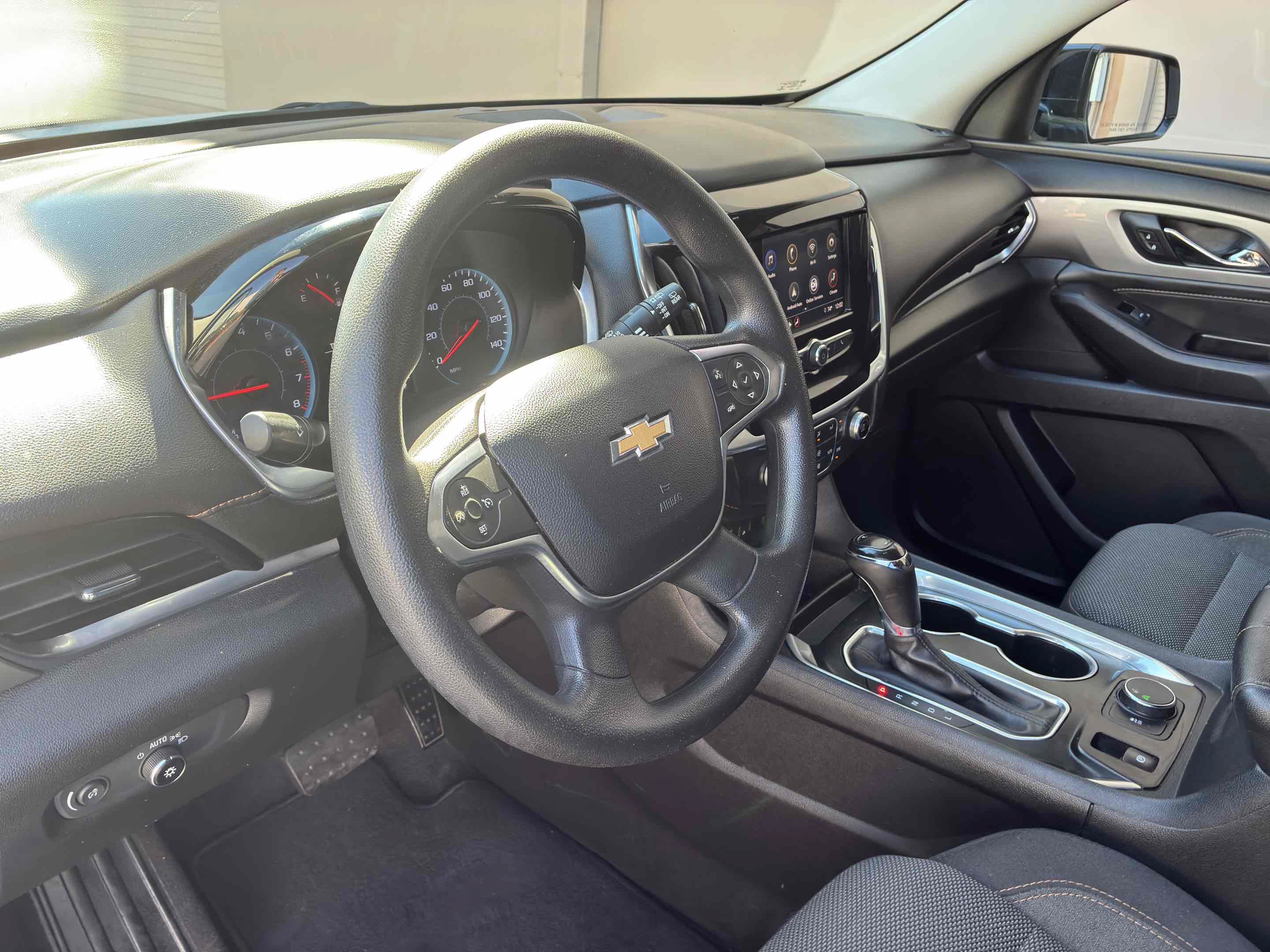 Used 2020 Chevrolet Traverse LS FWD image 18