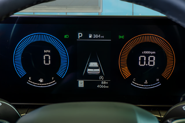 Certified 2026 Hyundai Santa Fe SE FWD image 30
