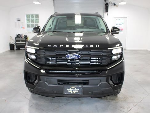 New 2025 Ford Expedition Max Active image 2