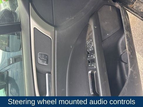 Used 2014 Ford Fusion SE w/ Equipment Group 202A image 16