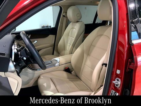 Certified 2022 Mercedes-Benz GLC 300 4MATIC image 9