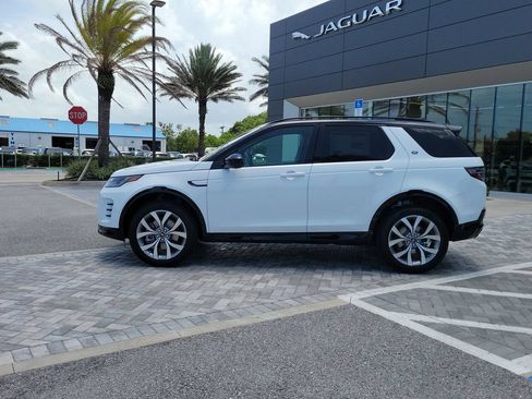 New 2026 Land Rover Discovery Sport Landmark AWD/4WD image 2